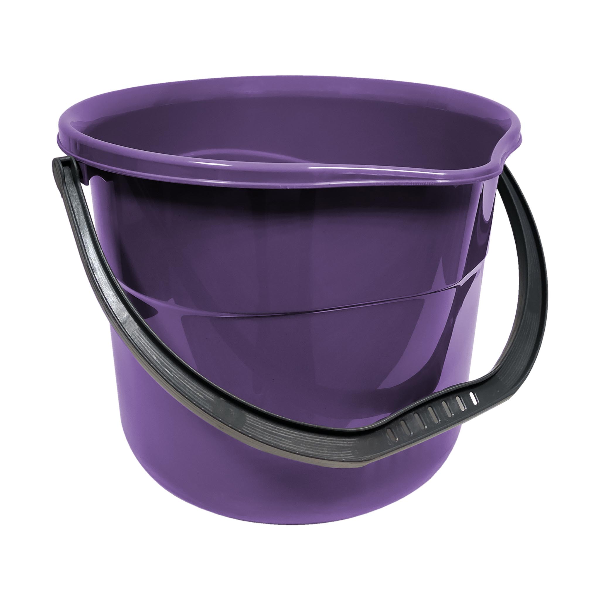 CLEANING AND WATER BUCKET